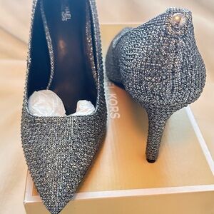Michael Kors Silver High-Heeled Pumps